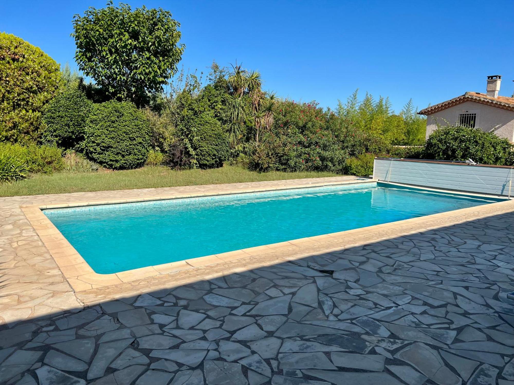 Au Bonheur Dezange Pézenas Exterior foto